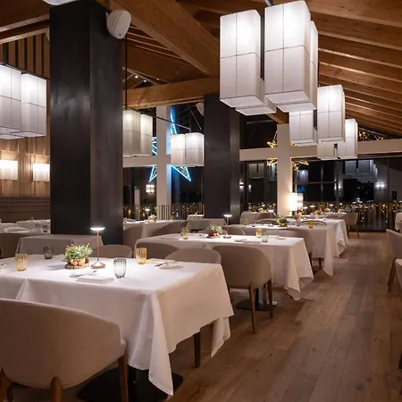 Grand Hotel Courmayeur Mont Blanc, By R Collection Hotels-3